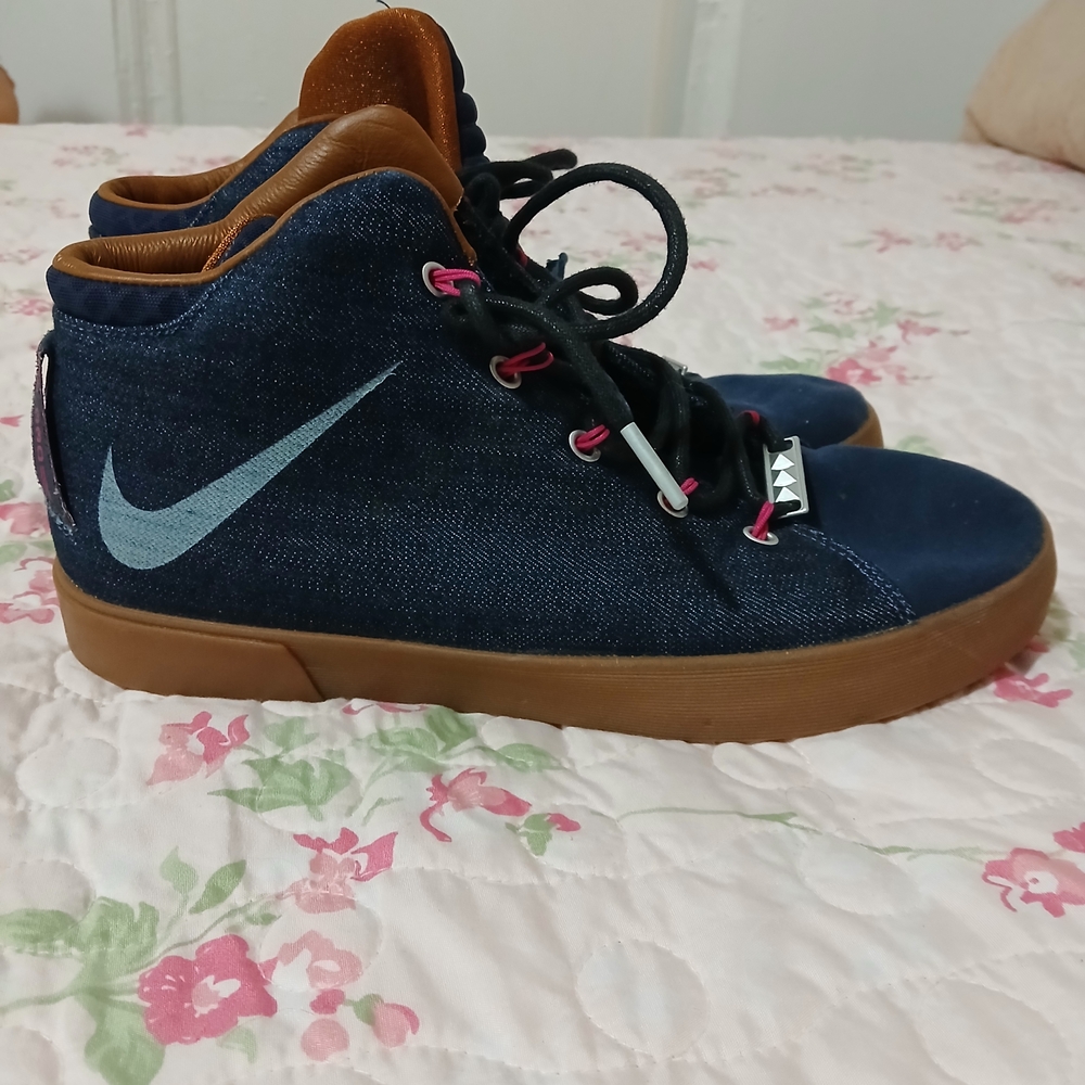 Nike Men High-Top Sneakers - Blue and Brown